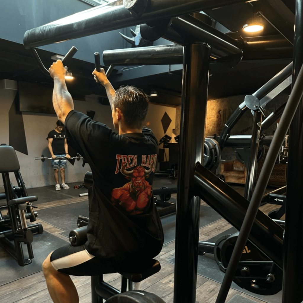 Tren Hard (Backprint) Oversized Shirt